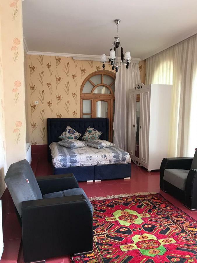 Sheki Apartments Bagian luar foto