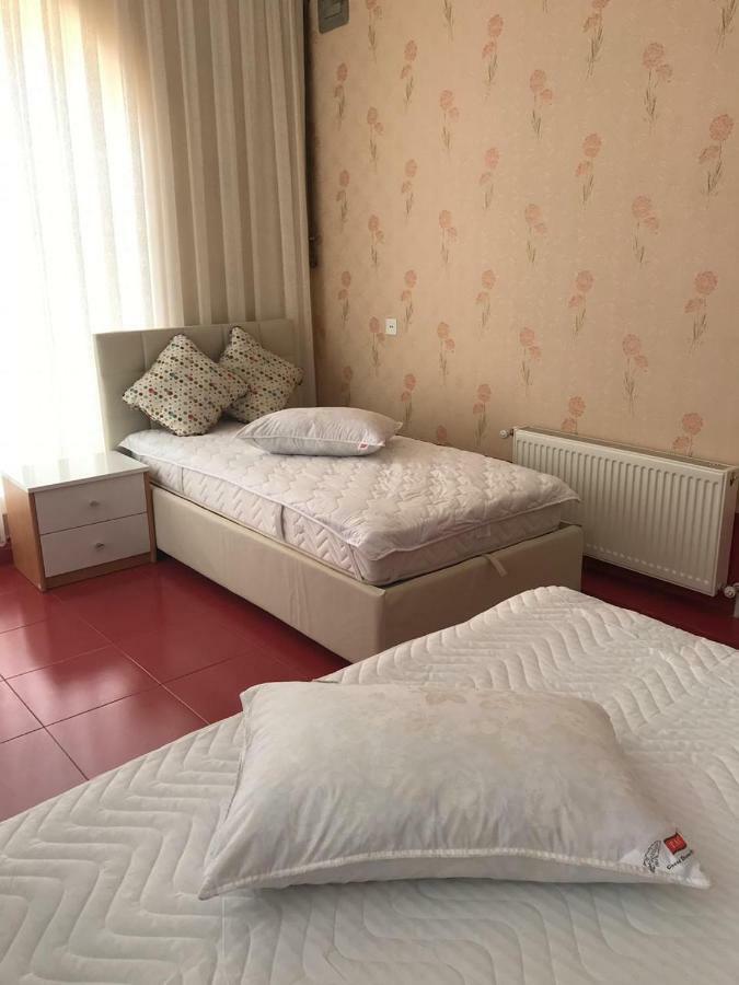 Sheki Apartments Bagian luar foto
